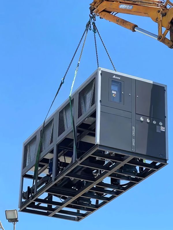 100HP Endüstriyel Vuruş Tipi Soğutucu İki Soğutma Sistemi ile Hava Soğutucu Vuruş Su Glikol Soğutucu
